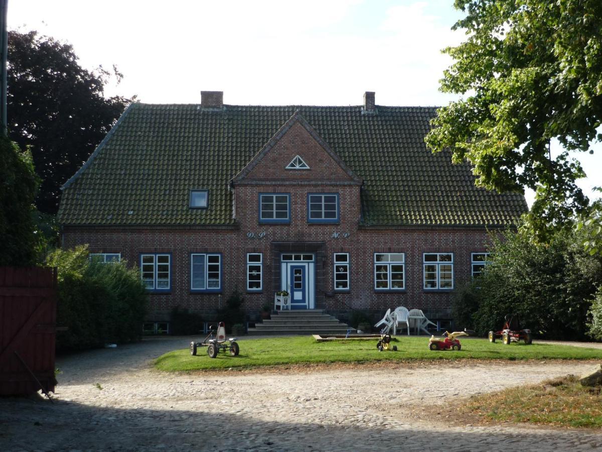 Hof Loestrup - Ferienwohnungen Inmitten Der Wunderschoenen Landschaft Angeln Sörup エクステリア 写真